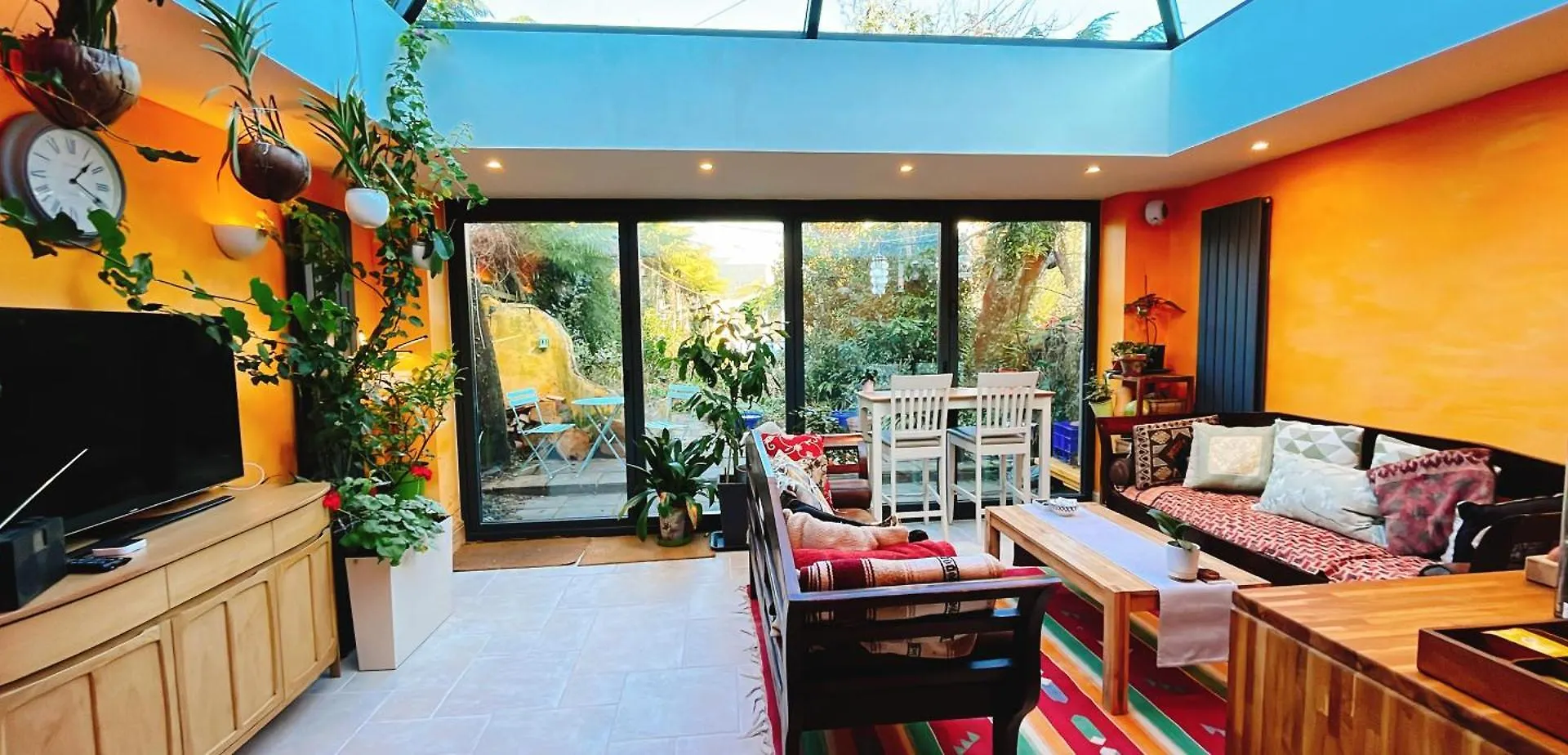 Couette-café Bed and Breakfast Funky Urban Jungle à Cardiff